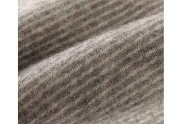 Gotland 100% wool blanket, grey - image 3