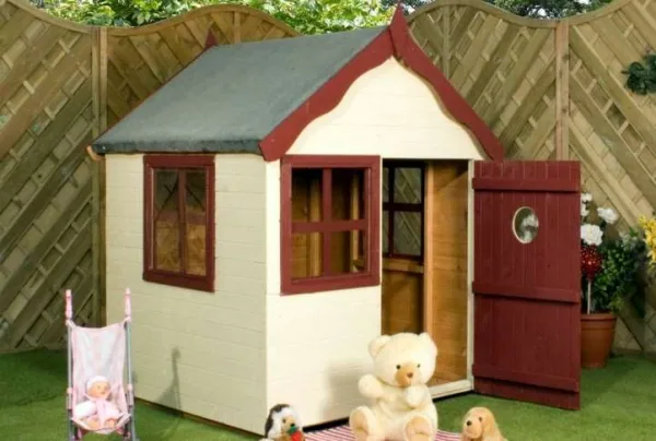 Mercia kids, pine snug playhouse