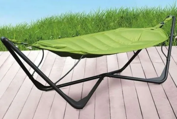 Hawaiian hammock with canopy