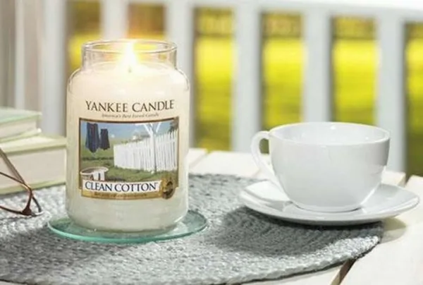 Yankee candle large jar, clean cotton