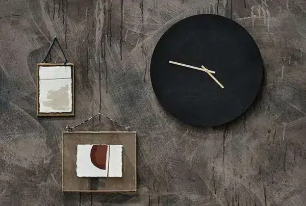 Okota wall clock, black