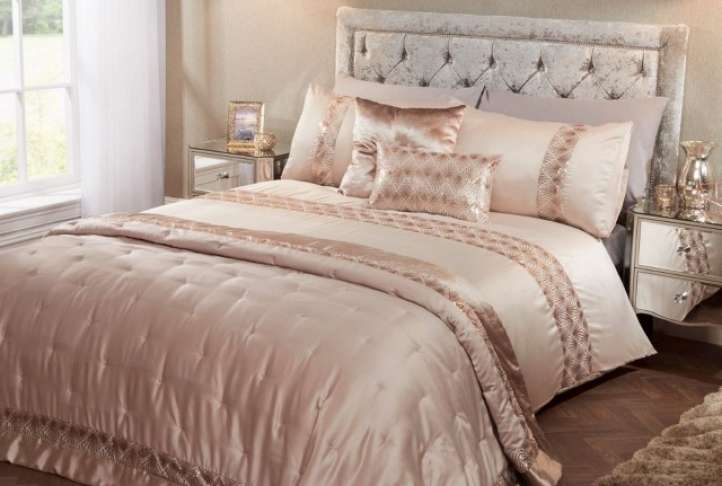 Rose gold queen comforter set sales