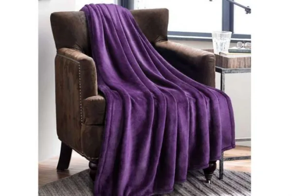 Bedsure flannel fleece throw, purple