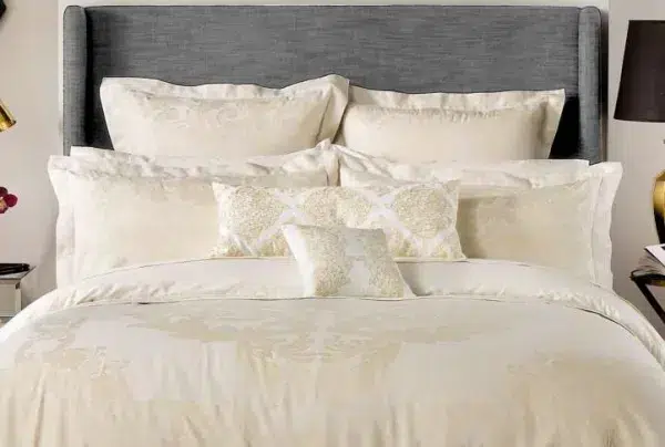 Alternative view of Ohlsen Tailored Quilt Cover