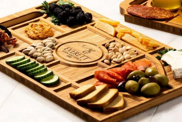 Personalised wooden serving platters & flights