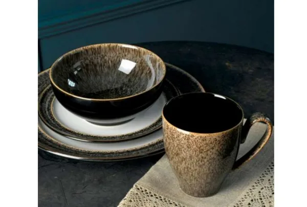 Dinnerware