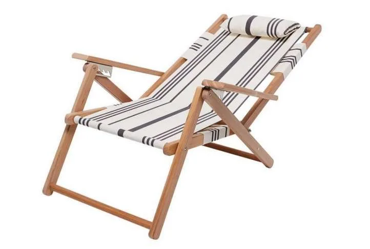 Black stripe reclining deck chair Black stripe reclining deck chair