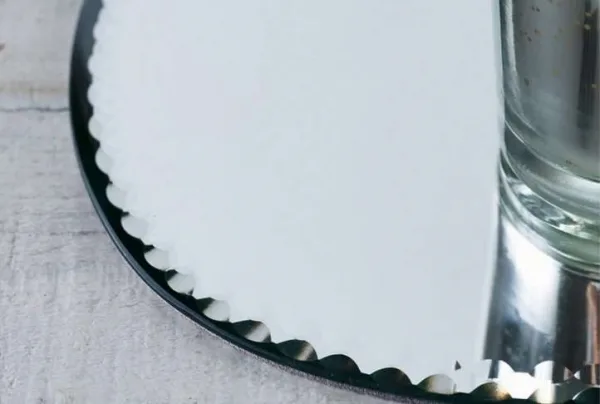 Large mirrored oval charger tray, 34cm - image 3