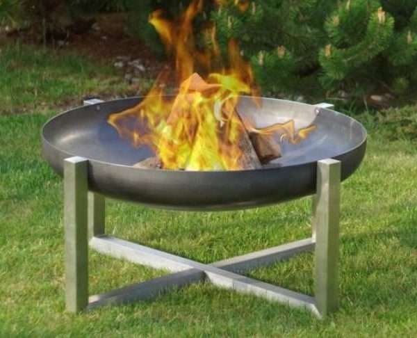 Quadra Round Fire Pit On Legs