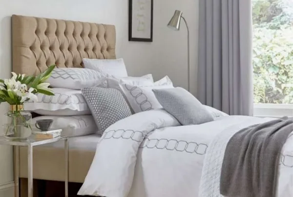 Peacock blue hotel milano bed linen in platinum