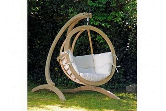 Globo hanging chair & stand, natural