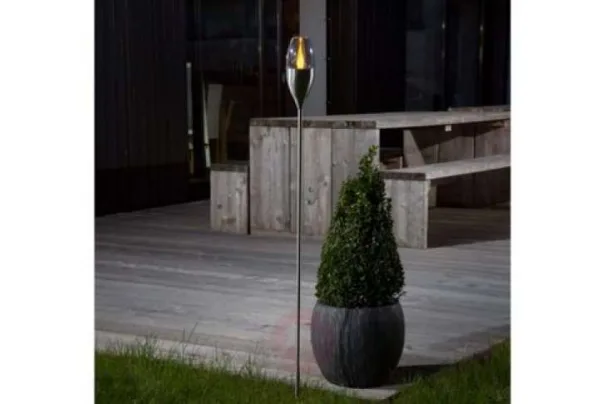 Jari outdoor led solar flame lamp
