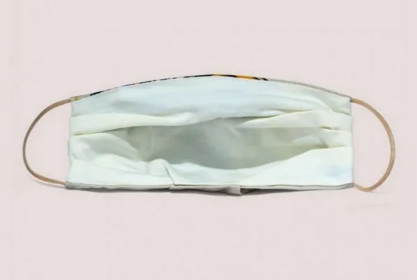 Double layer face mask, light yellow