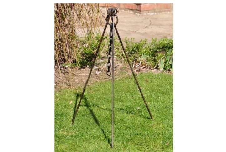 Cooking tripod with chain, kadai Cooking tripod with chain, kadai