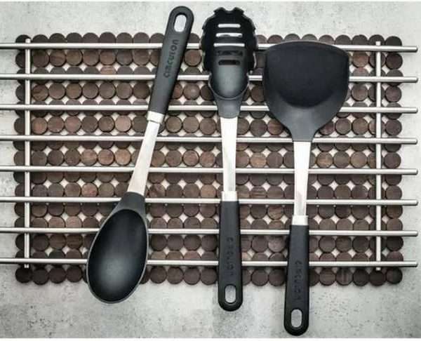 Alternative view of Ultimum Slotted Spoon By Circulon