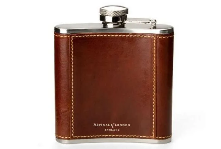 Classic 5oz leather hip flask, smooth cognac Classic 5oz leather hip flask, smooth cognac - image 2