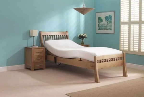 Harlech oak single adjustable bed