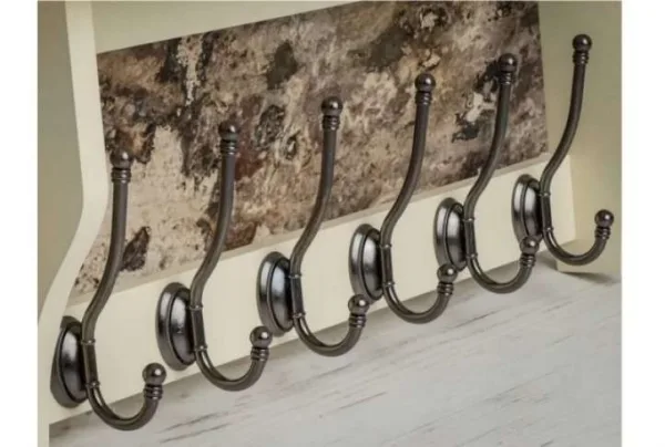 Heritage cream shelf with 6 pewter coat hooks