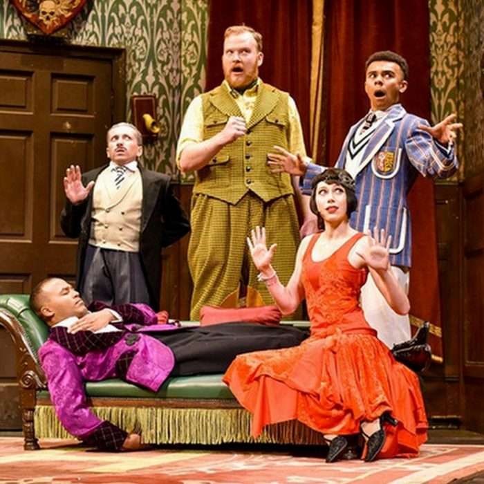 The play that goes wrong theatre tickets, great prices & offers
