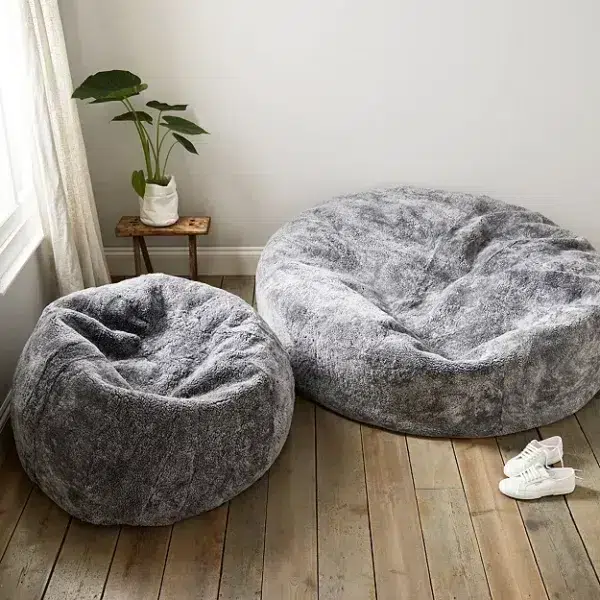 Curl sheepskin beanbag, medium