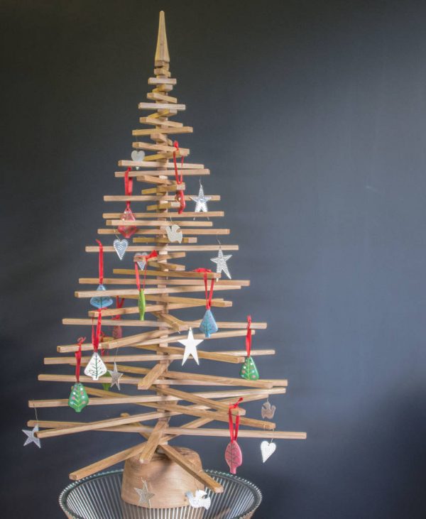 Alternative oak christmas tree, 1ft