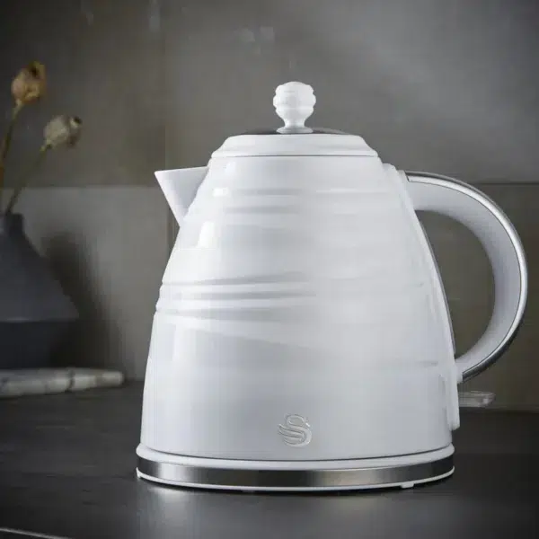 Swan 1.7 Litre Jug Kettle, White