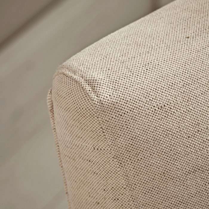 Relaxed mid-century lounge chair - natural linen