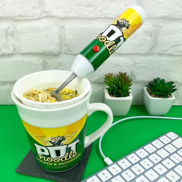 Pot noodle mug and spinning fork set – chicken & mushroom