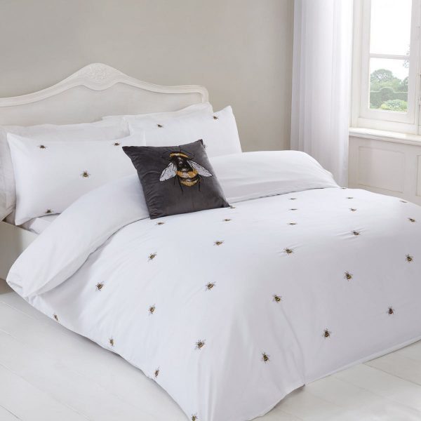 Bumblebee White Supersoft Embroidered Duvet Set