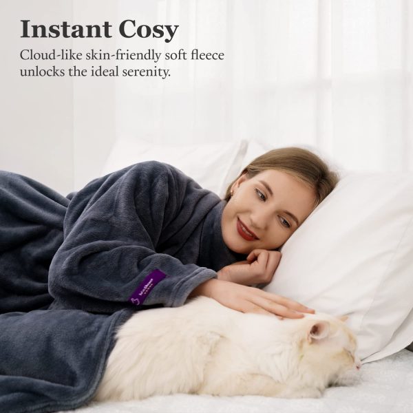 Wearable cosy snuggle blanket, grey 140 x 170cm