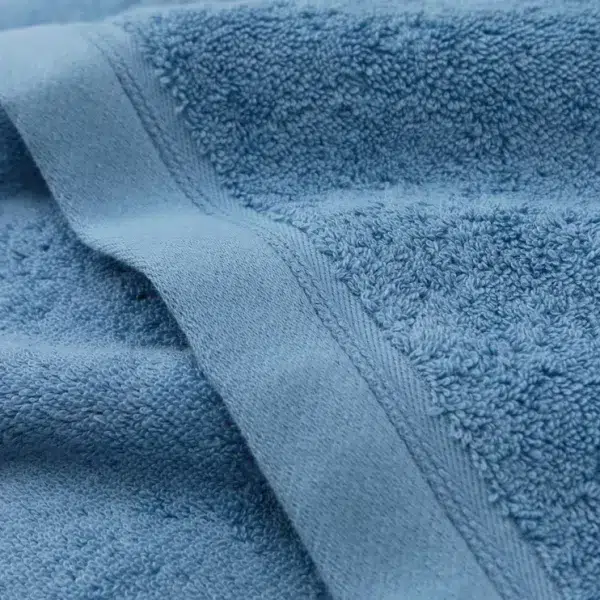 4 x faia light blue cotton towel of various sizes