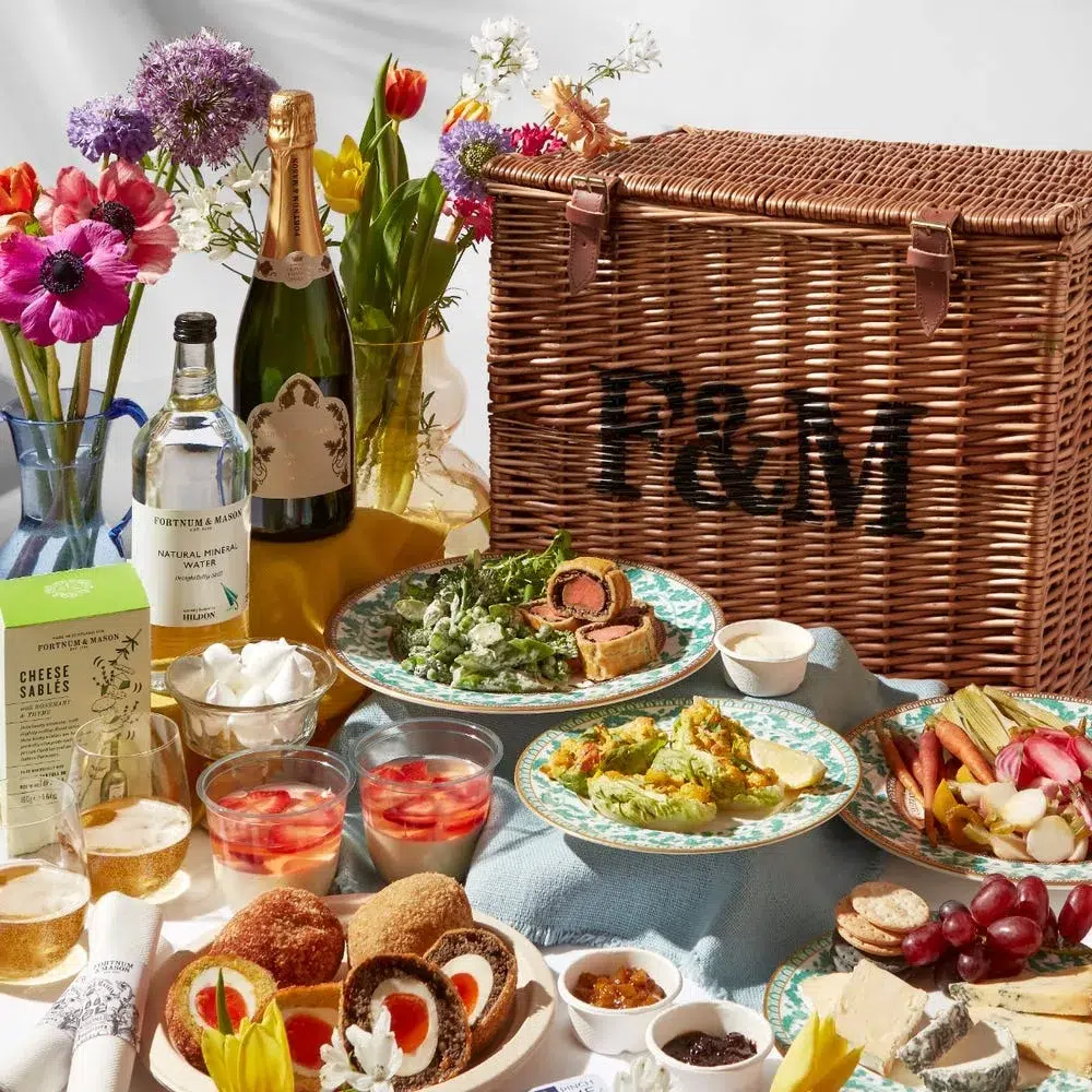 King charles iii - coronation celebration picnic hamper for 2 by fortnum & mason