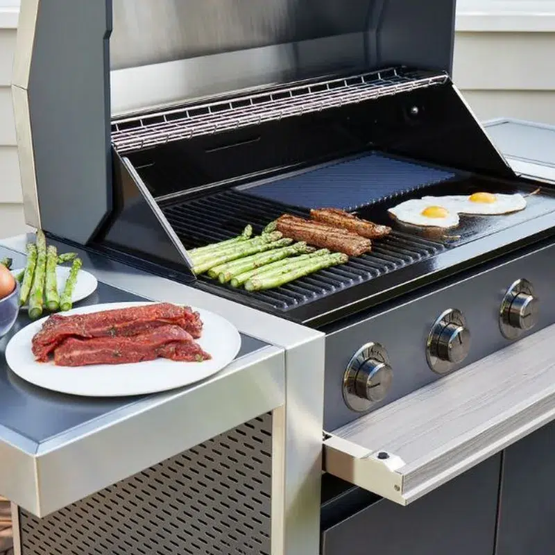 Beefeater large 5-burner barbeque Beefeater large 5-burner barbeque