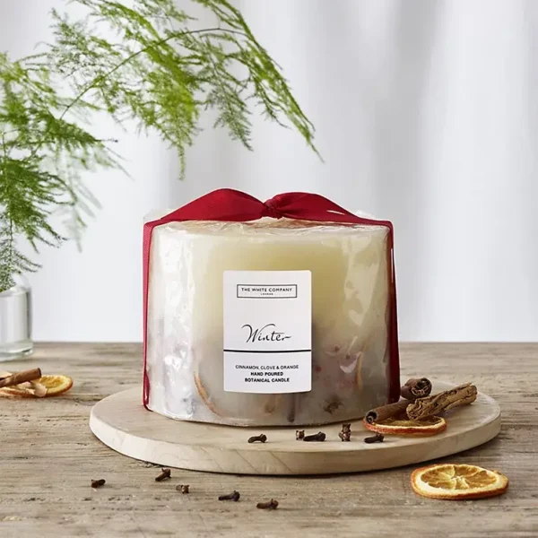 Amazing candles that will bring a christmas scent to your home