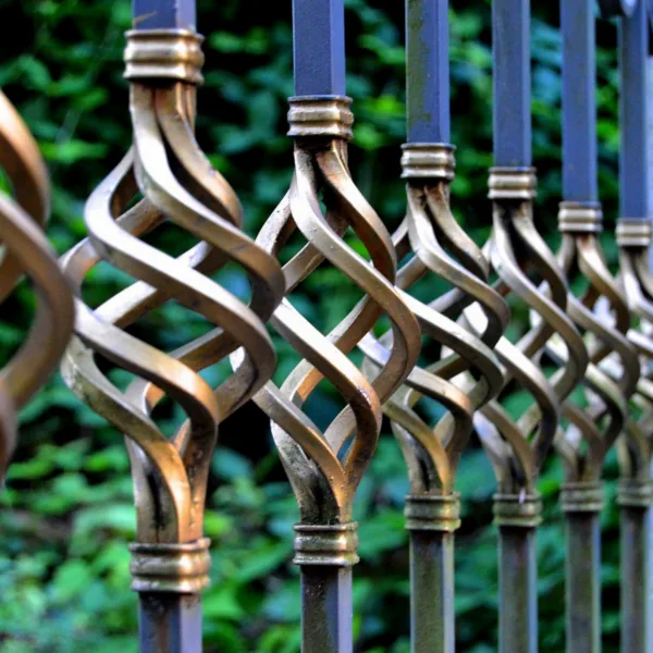 Book a Fence and Gate Repairer