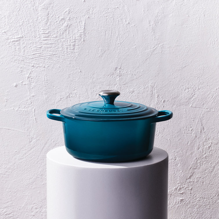 Le creuset 24cm cast iron round casserole, deep teal Le creuset 24cm cast iron round casserole, deep teal - image 3