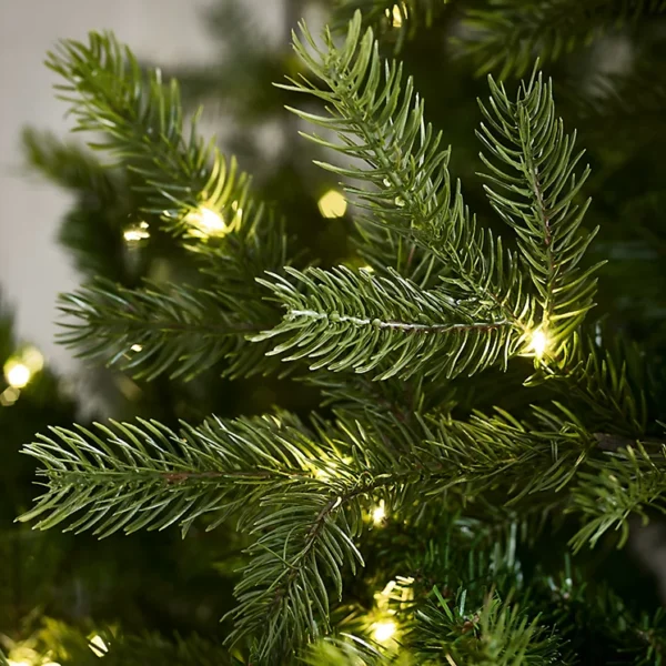 7. 5ft pre lit grand spruce christmas tree
