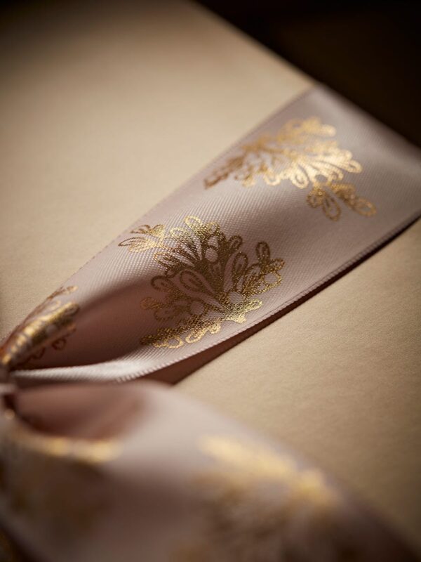 Golden mistletoe ribbon