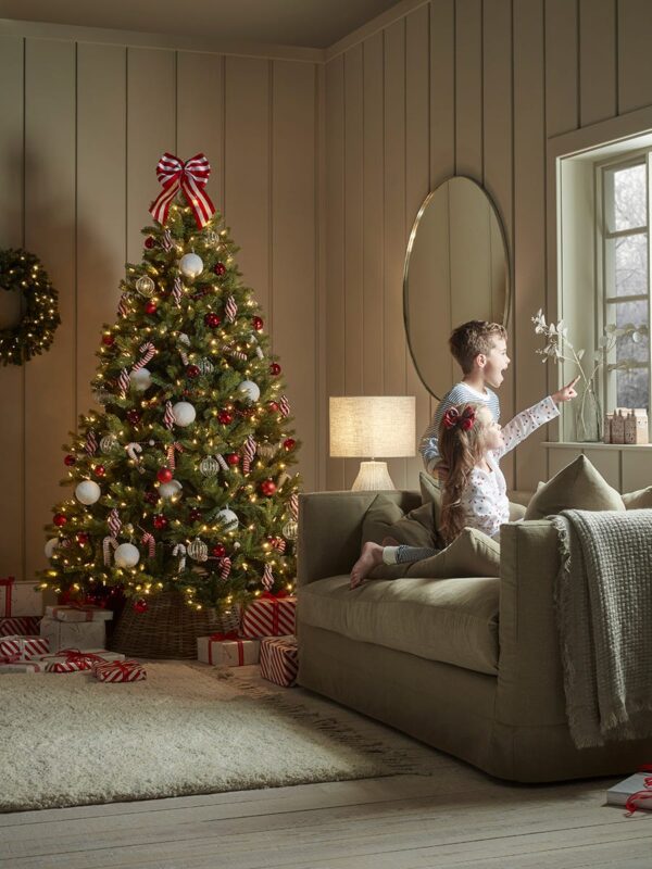 Opulent pine pre-lit christmas tree - 7ft
