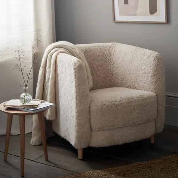 Cosy sheepskin chair