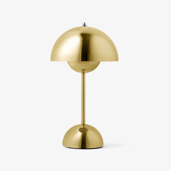 &Tradition VP9 Flowerpot Portable Rechargeable Lamp - Brass Plated