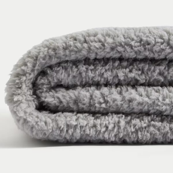 Teddy fleece sleeved blanket for two - image 4