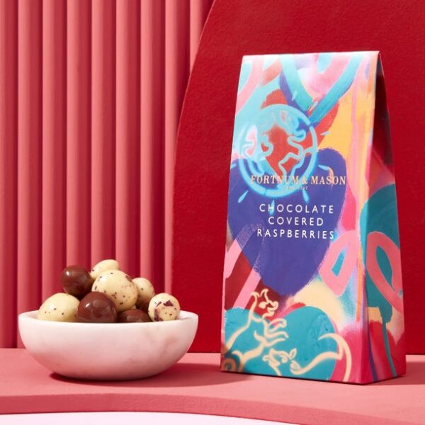 The lovestruck fortnum & mason hamper - image 5