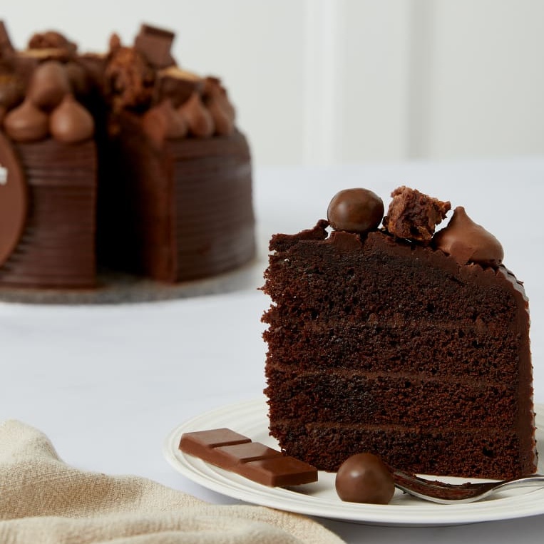 Personalised extra large mini bite cake (serves 24) Personalised extra large mini bite cake (serves 24) - image 3