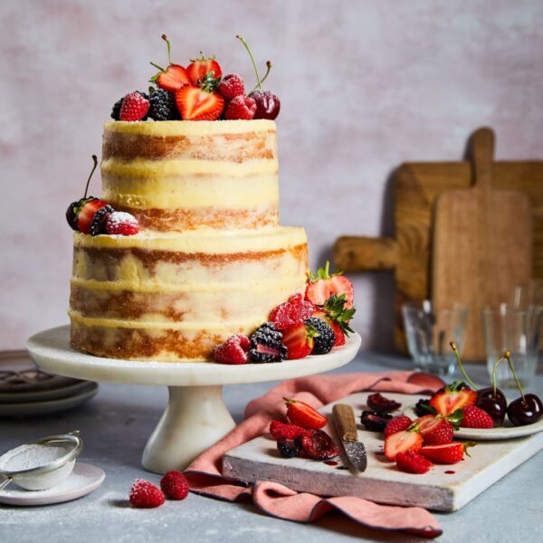 Vanilla two tier naked cake (serves 36) | m&s