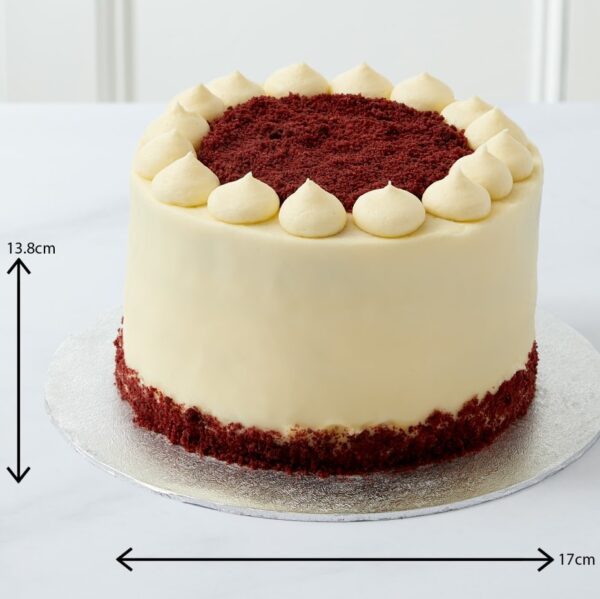 Red velvet cake (serves 16)
