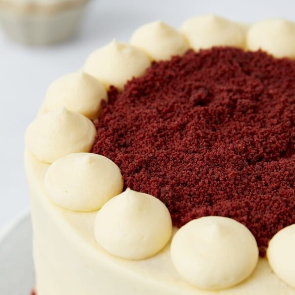 Red Velvet Cake (Serves 16)