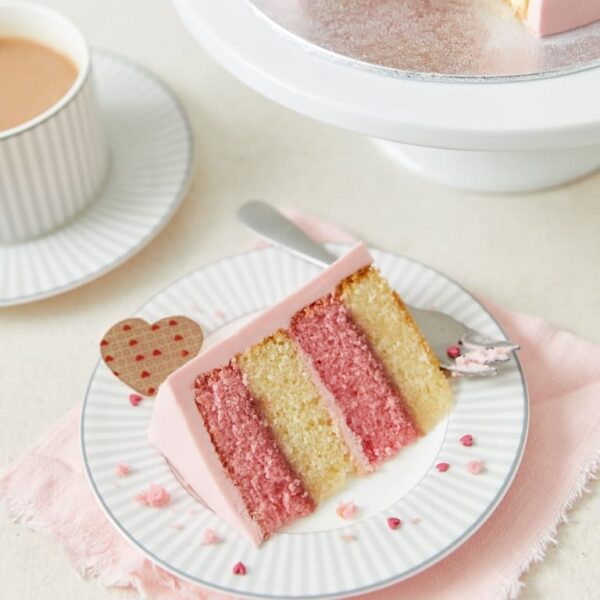 True love cake (serves 14) - image 3