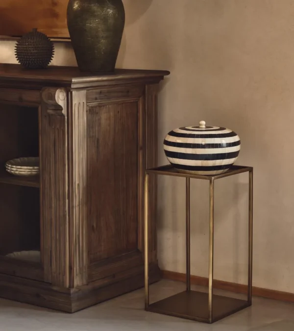 Neli side table - antique brass - image 2