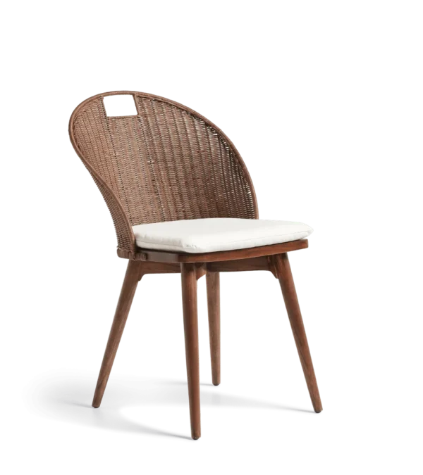 Panela rattan dining chair in chestnut